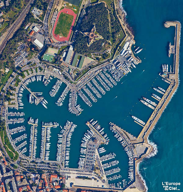 Meilleure photo aérienne verticale - Le port Vauban - Antibes